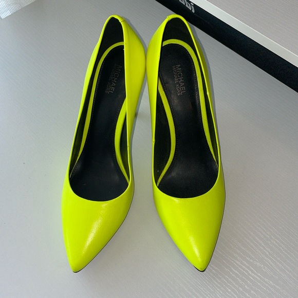 Neon Green MICHAEL Michael Kors Heels - Size 8 - Picture 2 of 5